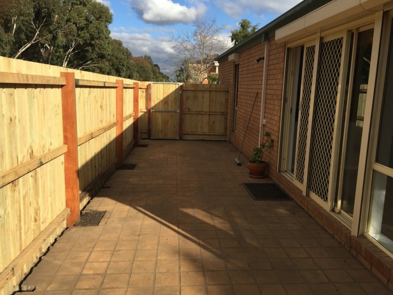 22 Phoenix court, Roxburgh Park VIC 3064