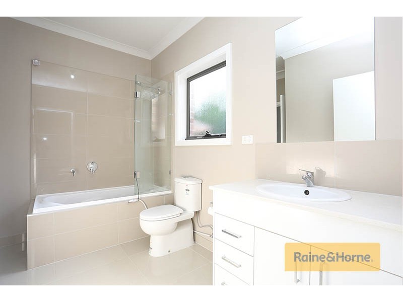 3/52 Jacana Avenue, Broadmeadows VIC 3047