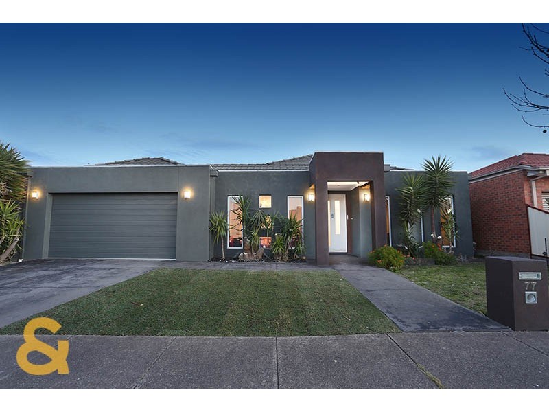 77 Lockwood Drive, Roxburgh Park VIC 3064