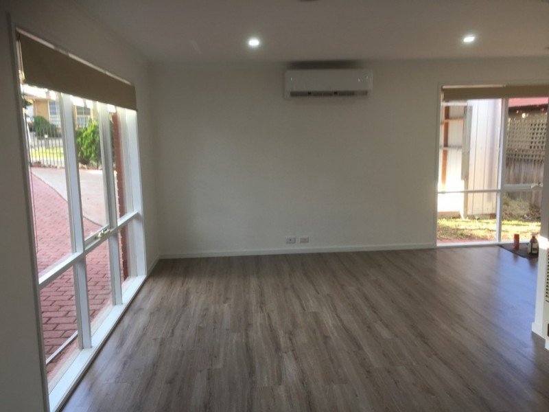 5 Themeda Court, Meadow Heights VIC 3048