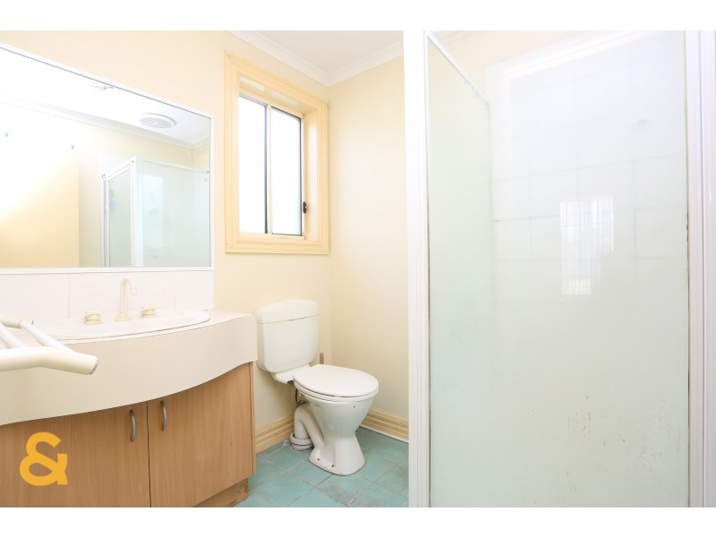 9 Murray Walk, Roxburgh Park VIC 3064