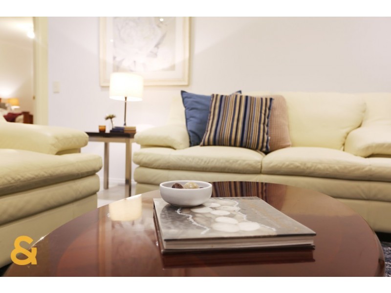 8 Bonney Place, Roxburgh Park VIC 3064