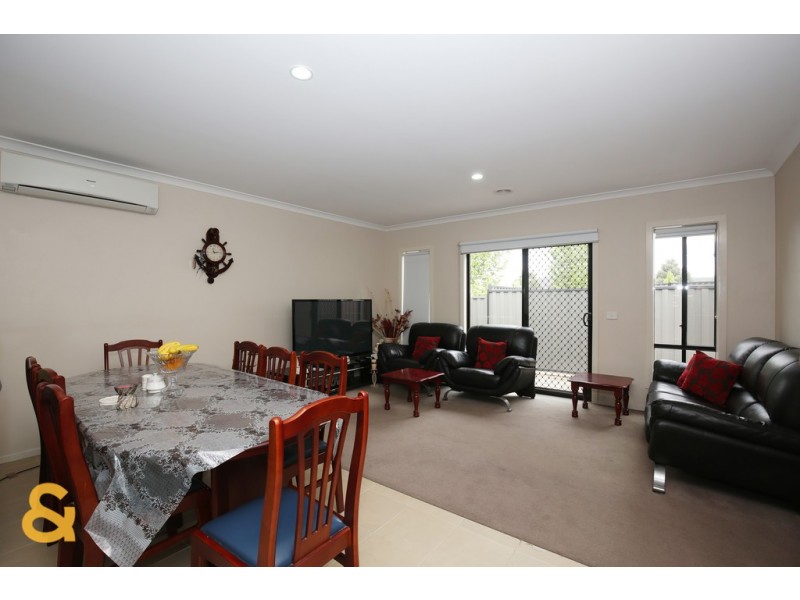 26 Huntingfield Street, Craigieburn VIC 3064