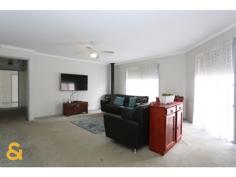 10 Manton Place, Roxburgh Park VIC 3064