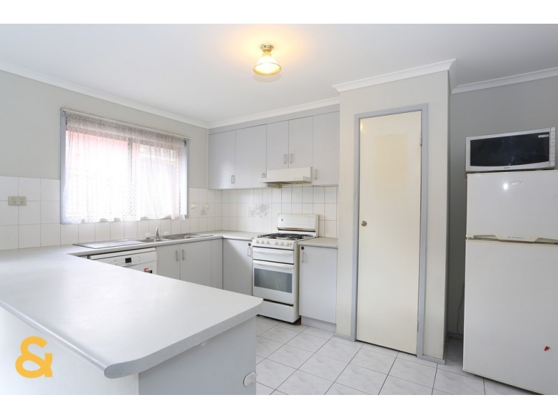10 Manton Place, Roxburgh Park VIC 3064