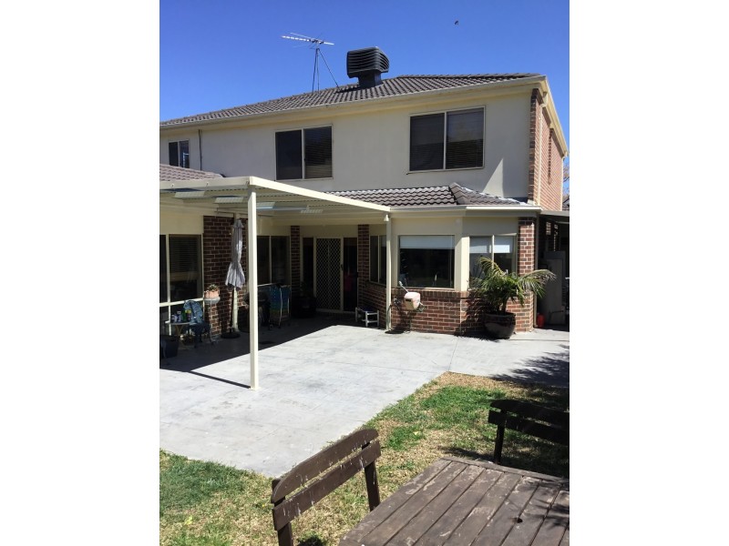 5 Welsh Court, Roxburgh Park VIC 3064