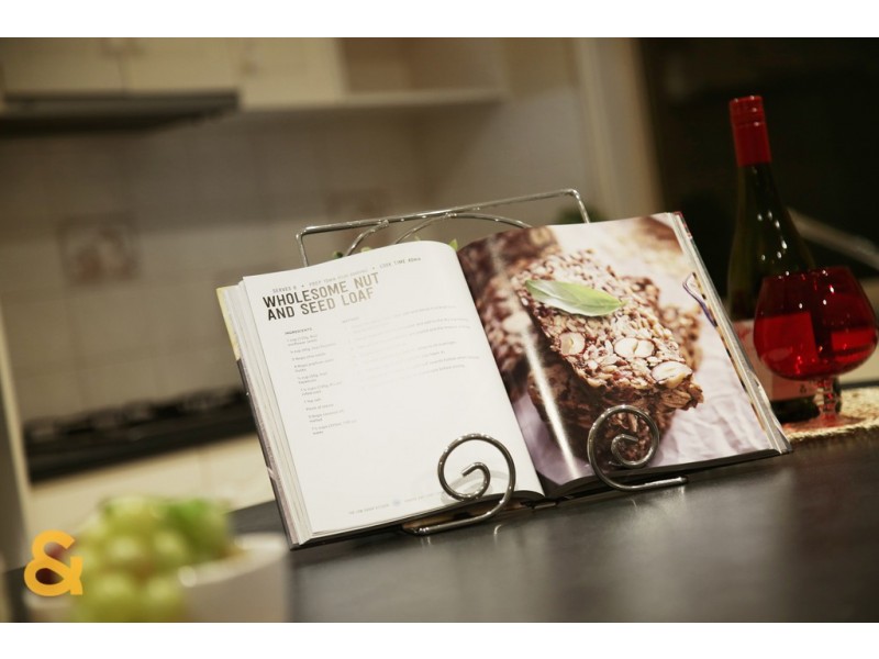 19 Hunter Avenue, Roxburgh Park VIC 3064