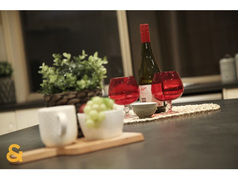 19 Hunter Avenue, Roxburgh Park VIC 3064