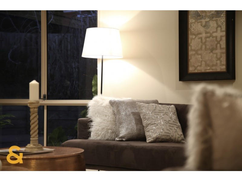 19 Hunter Avenue, Roxburgh Park VIC 3064