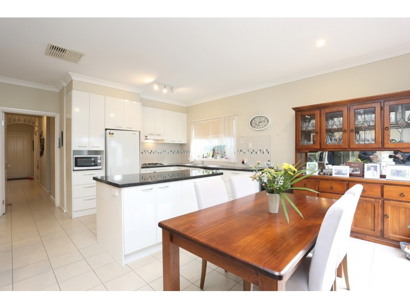 30 Beckett Way, Craigieburn VIC 3064