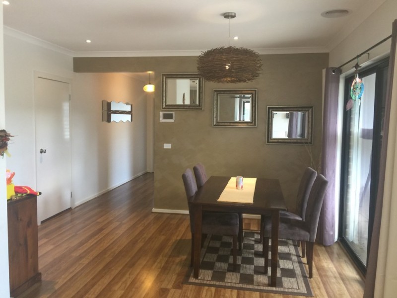 102 Biltmore Crescent, Roxburgh Park VIC 3064