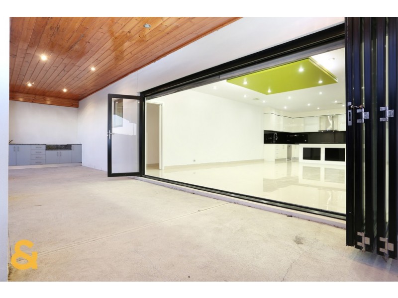 108 Biltmore Crescent, Roxburgh Park VIC 3064