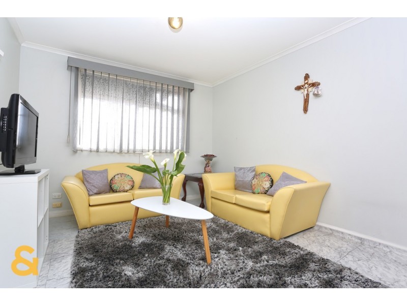 5 Hallston Court, Meadow Heights VIC 3048