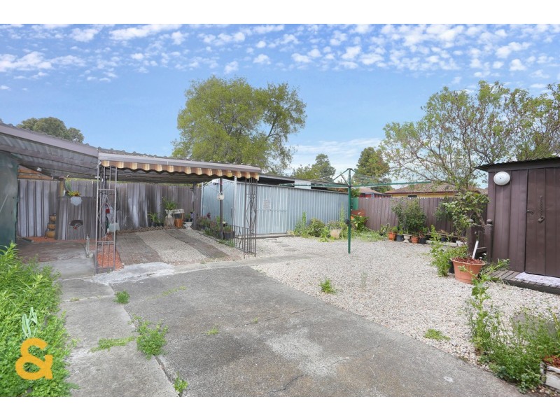 5 Hallston Court, Meadow Heights VIC 3048