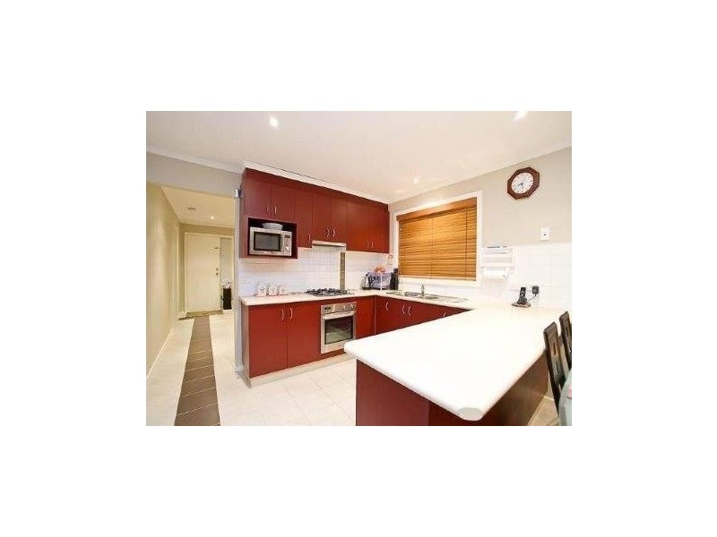 10 Neptune Street, Roxburgh Park VIC 3064