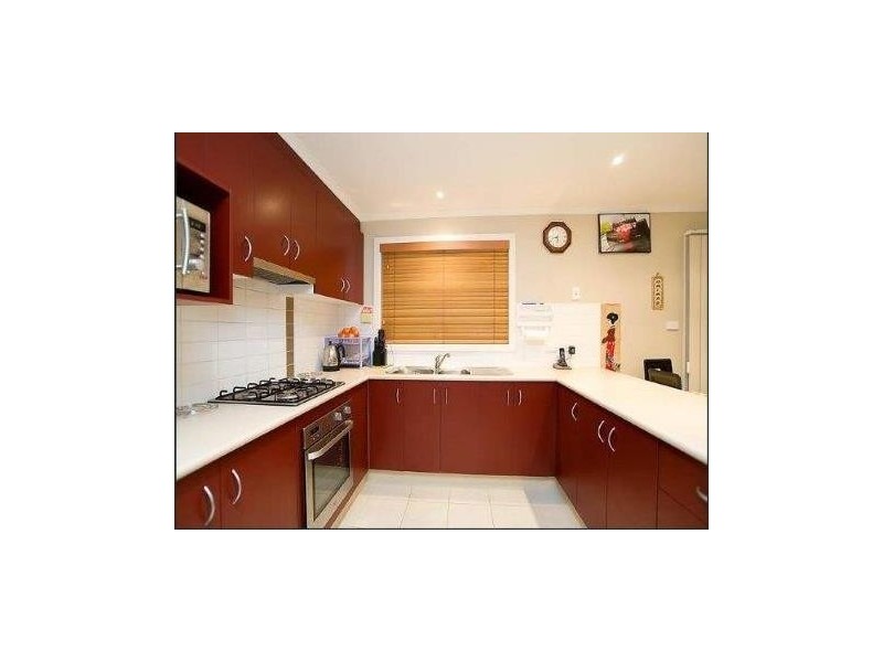 10 Neptune Street, Roxburgh Park VIC 3064