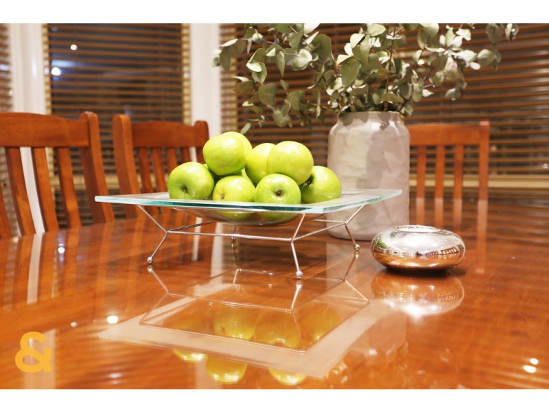 8 Bonney Place, Roxburgh Park VIC 3064