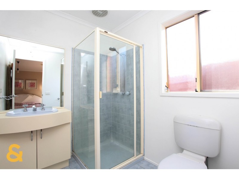 28 Saunders Court, Roxburgh Park VIC 3064