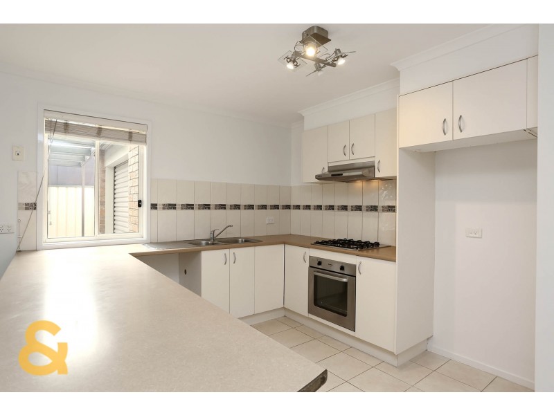 9 Corona Place, Roxburgh Park VIC 3064