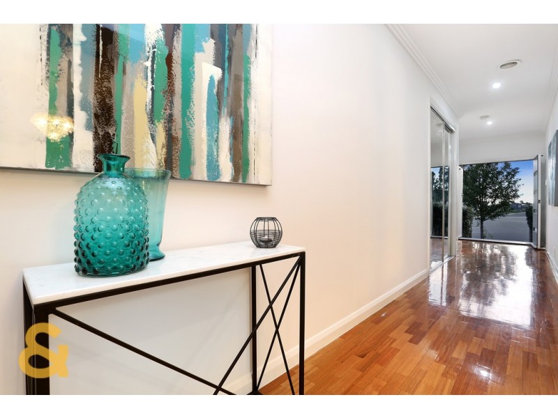 88 Lakeside Drive, Roxburgh Park VIC 3064