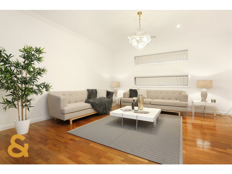 88 Lakeside Drive, Roxburgh Park VIC 3064