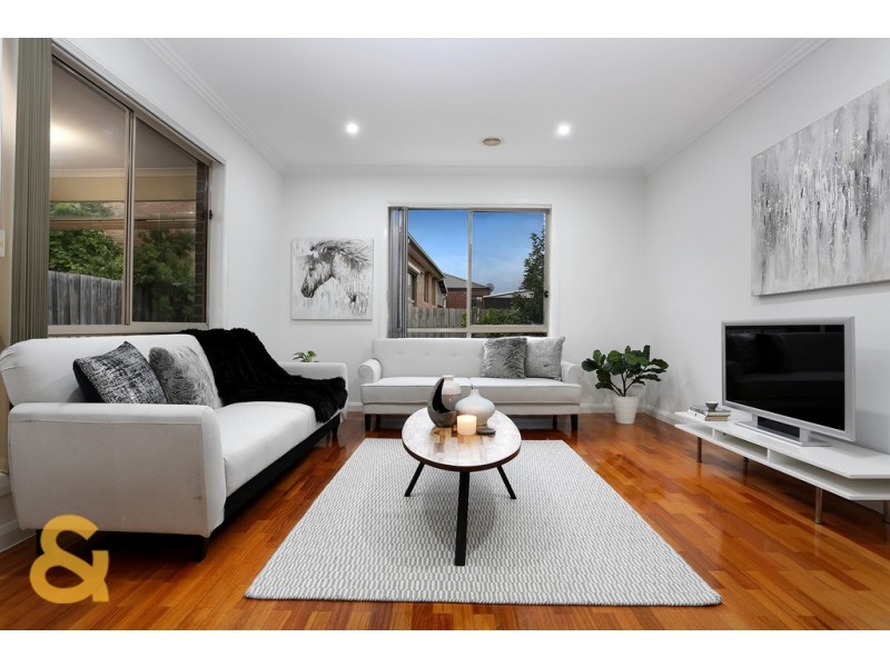 88 Lakeside Drive, Roxburgh Park VIC 3064