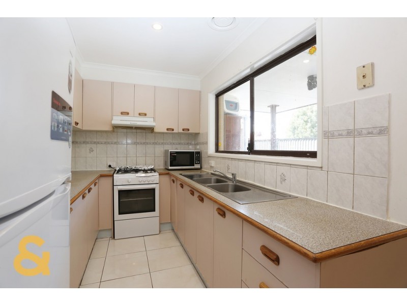 20 Woodburn Crescent, Meadow Heights VIC 3048
