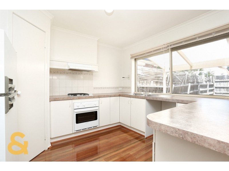 3 Carr Place, Roxburgh Park VIC 3064