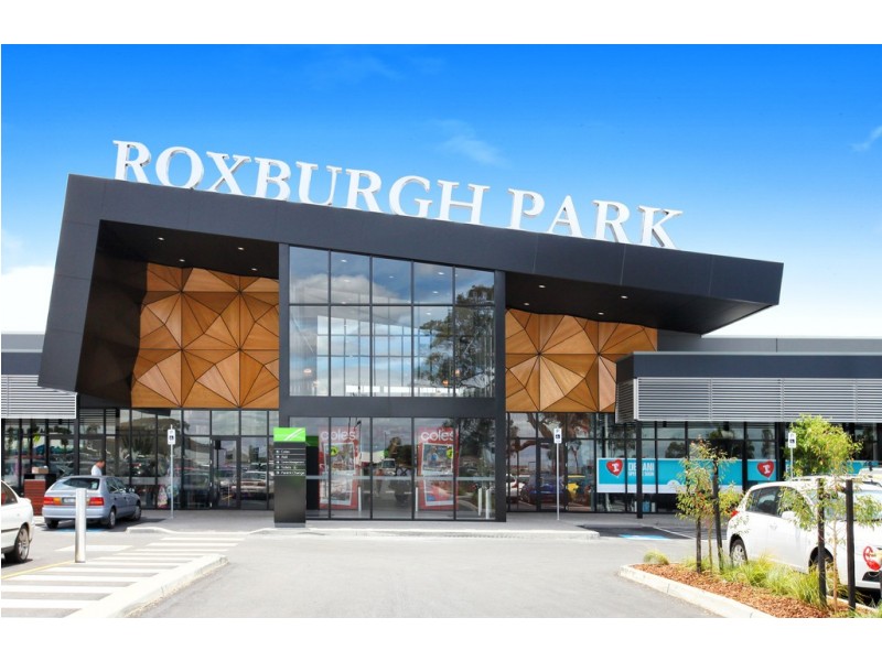 5 Parkinson Way, Roxburgh Park VIC 3064