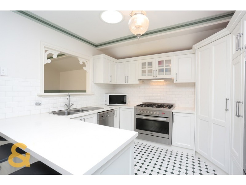 9 Parker Court, Roxburgh Park VIC 3064