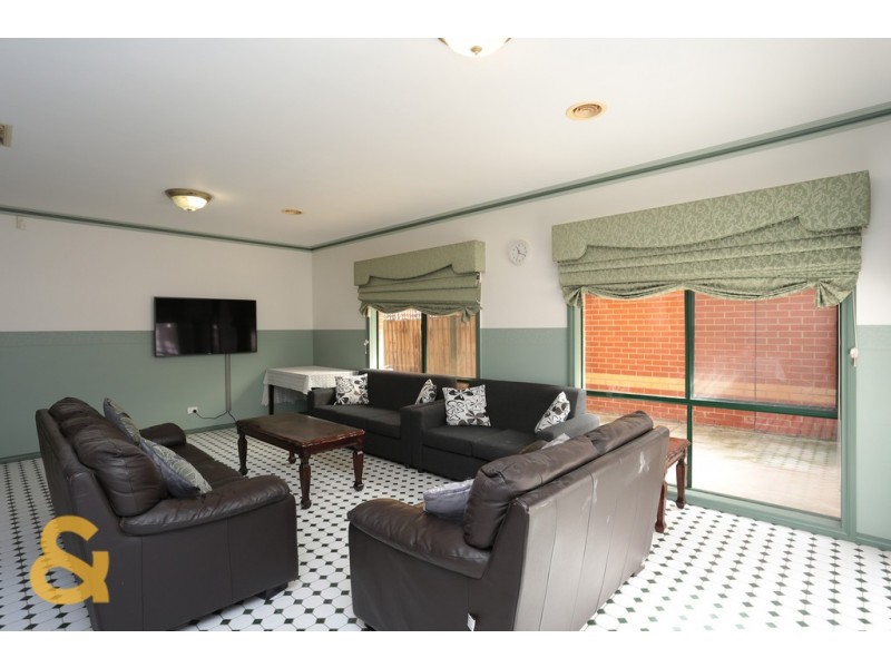 9 Parker Court, Roxburgh Park VIC 3064