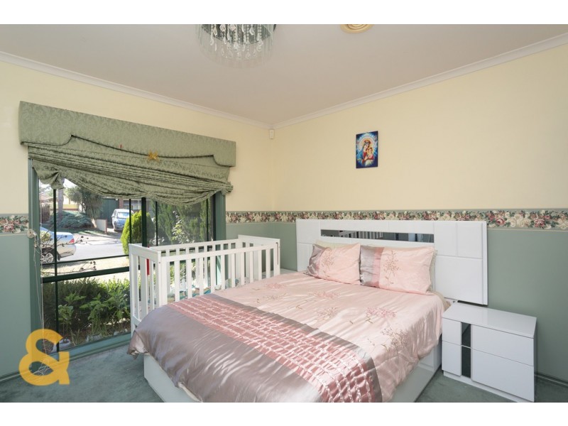 9 Parker Court, Roxburgh Park VIC 3064