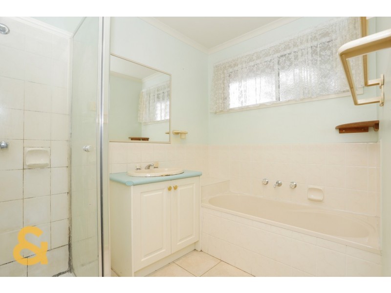 39 St Clair Boulevard, Roxburgh Park VIC 3064