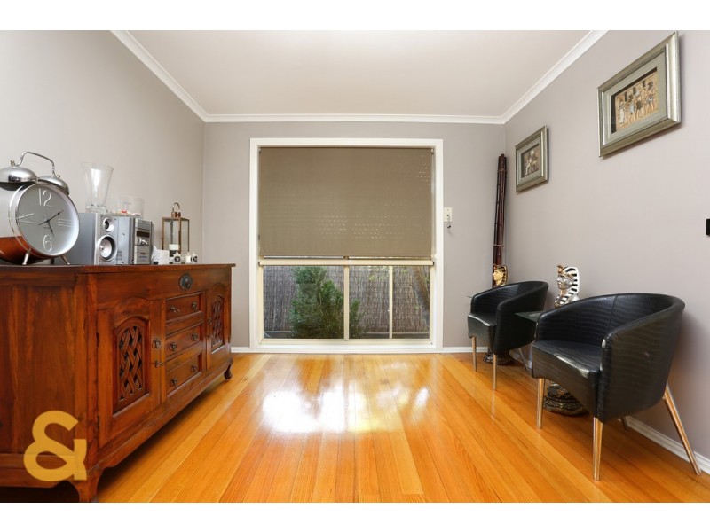 1 Almands Avenue, Roxburgh Park VIC 3064