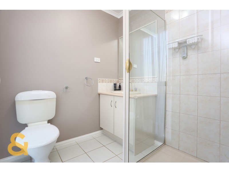 1 Almands Avenue, Roxburgh Park VIC 3064