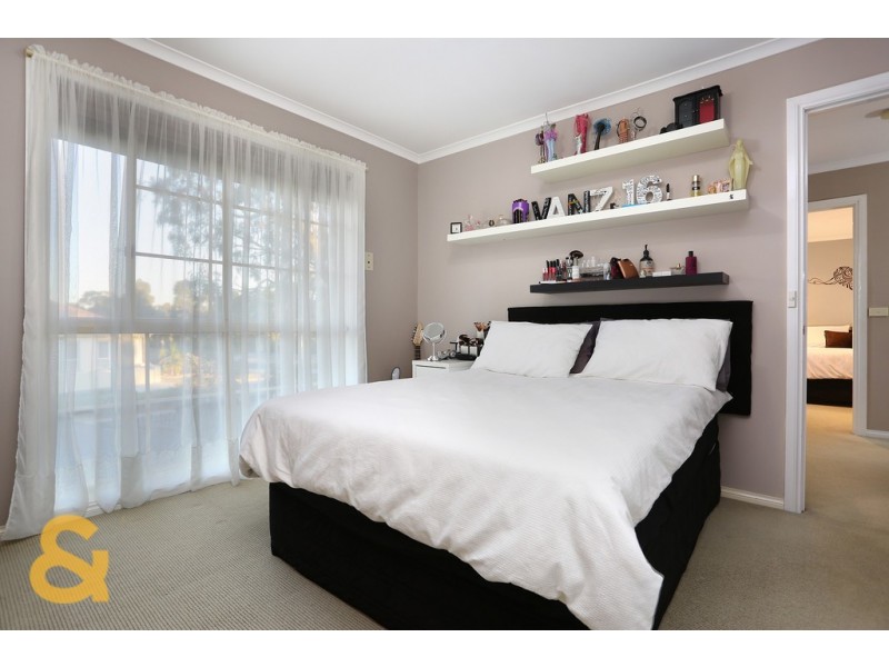 1 Almands Avenue, Roxburgh Park VIC 3064