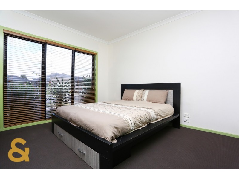 19 Viewside Crescent, Craigieburn VIC 3064