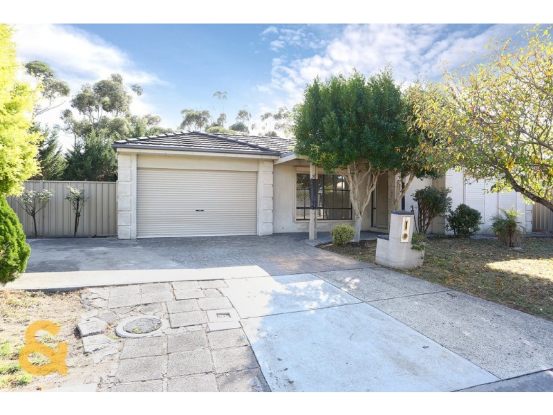 18 Sheridan Way, Roxburgh Park VIC 3064