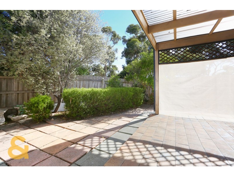 18 Sheridan Way, Roxburgh Park VIC 3064