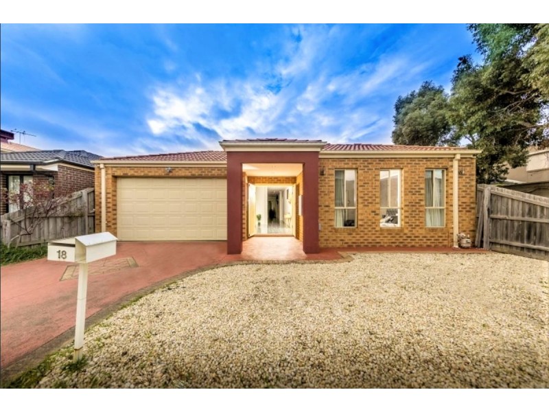18 Watersedge Way, Roxburgh Park VIC 3064