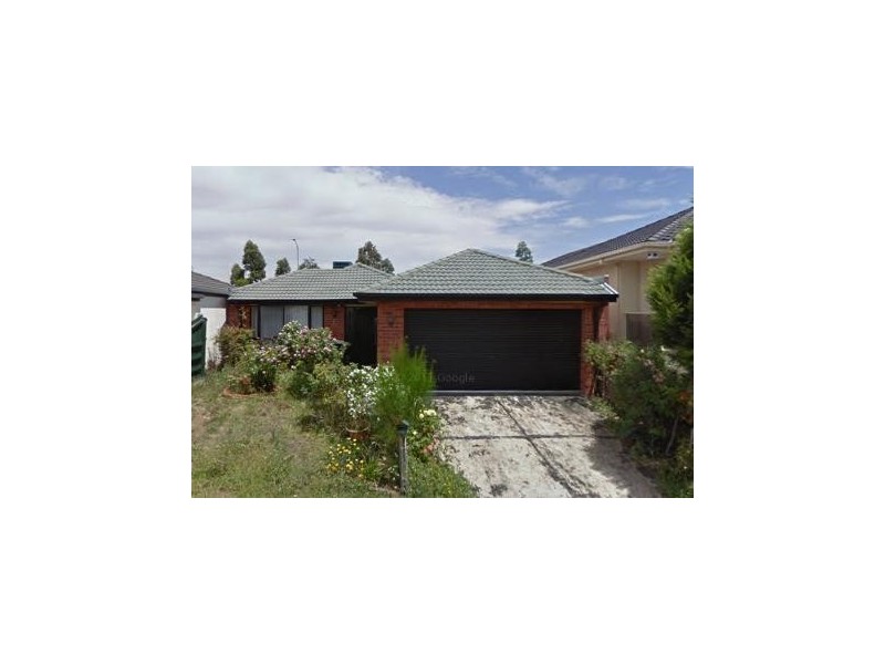 15  Thompson Crescent, Roxburgh Park VIC 3064