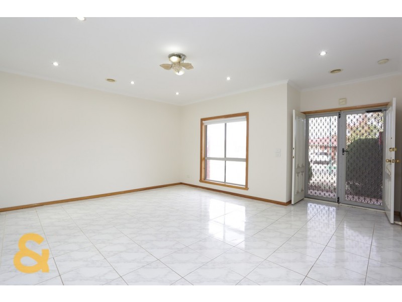 3 Parnell Court, Roxburgh Park VIC 3064