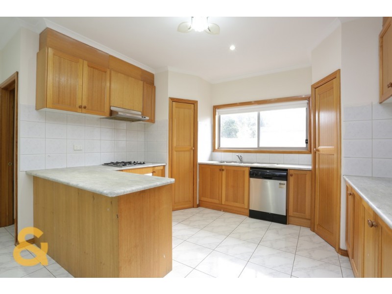 3 Parnell Court, Roxburgh Park VIC 3064