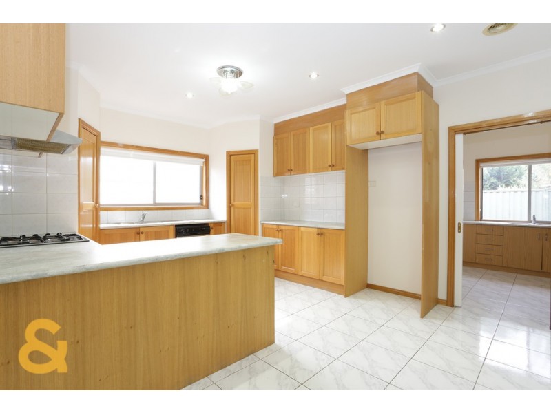 3 Parnell Court, Roxburgh Park VIC 3064