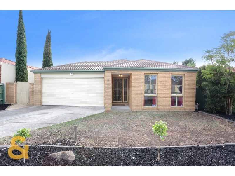 9 Mensa Court, Roxburgh Park VIC 3064