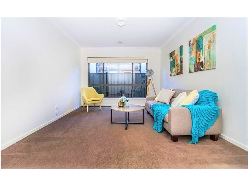30 Jonesfield Street, Craigieburn VIC 3064