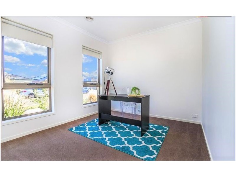 30 Jonesfield Street, Craigieburn VIC 3064