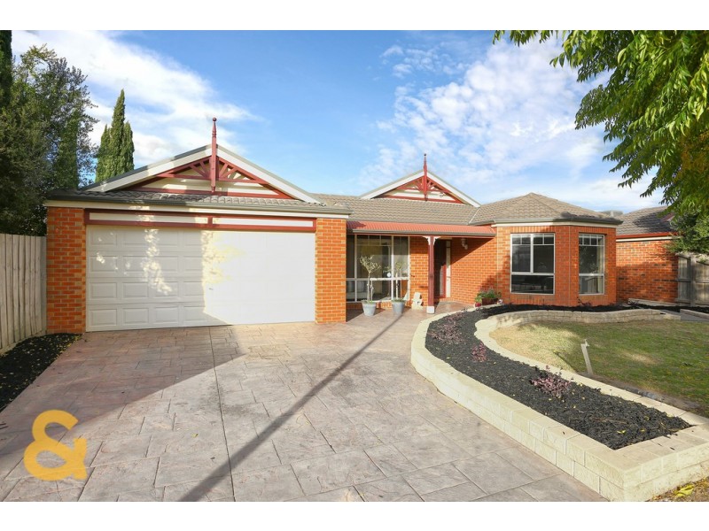 10 Wisla Circuit, Roxburgh Park VIC 3064
