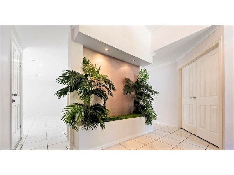 2 Kingdom Court, Roxburgh Park VIC 3064