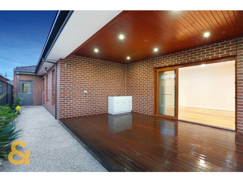 66 Biltmore Crescent, Roxburgh Park VIC 3064